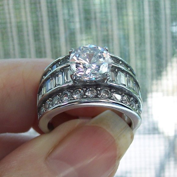 STAINLESS STEEL Round Brilliant Cut With Baguettes CZ Band Ring-Sizes 5-10 - Picture 8 of 14